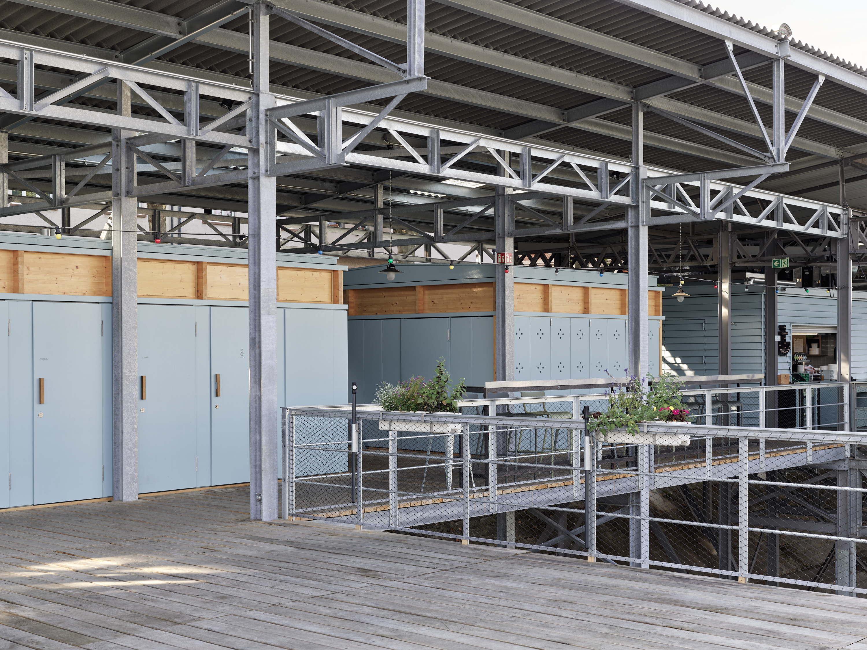 Ahp0095 AIQ4 019523 J3